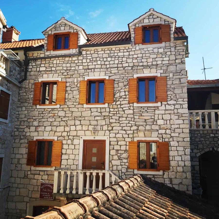 Vila Dora Supetar Apartment Екстериор снимка