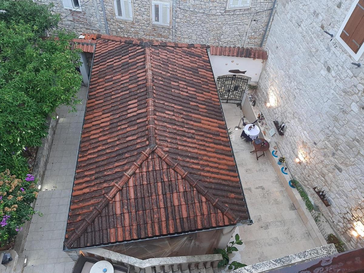 Vila Dora Supetar Apartment Екстериор снимка