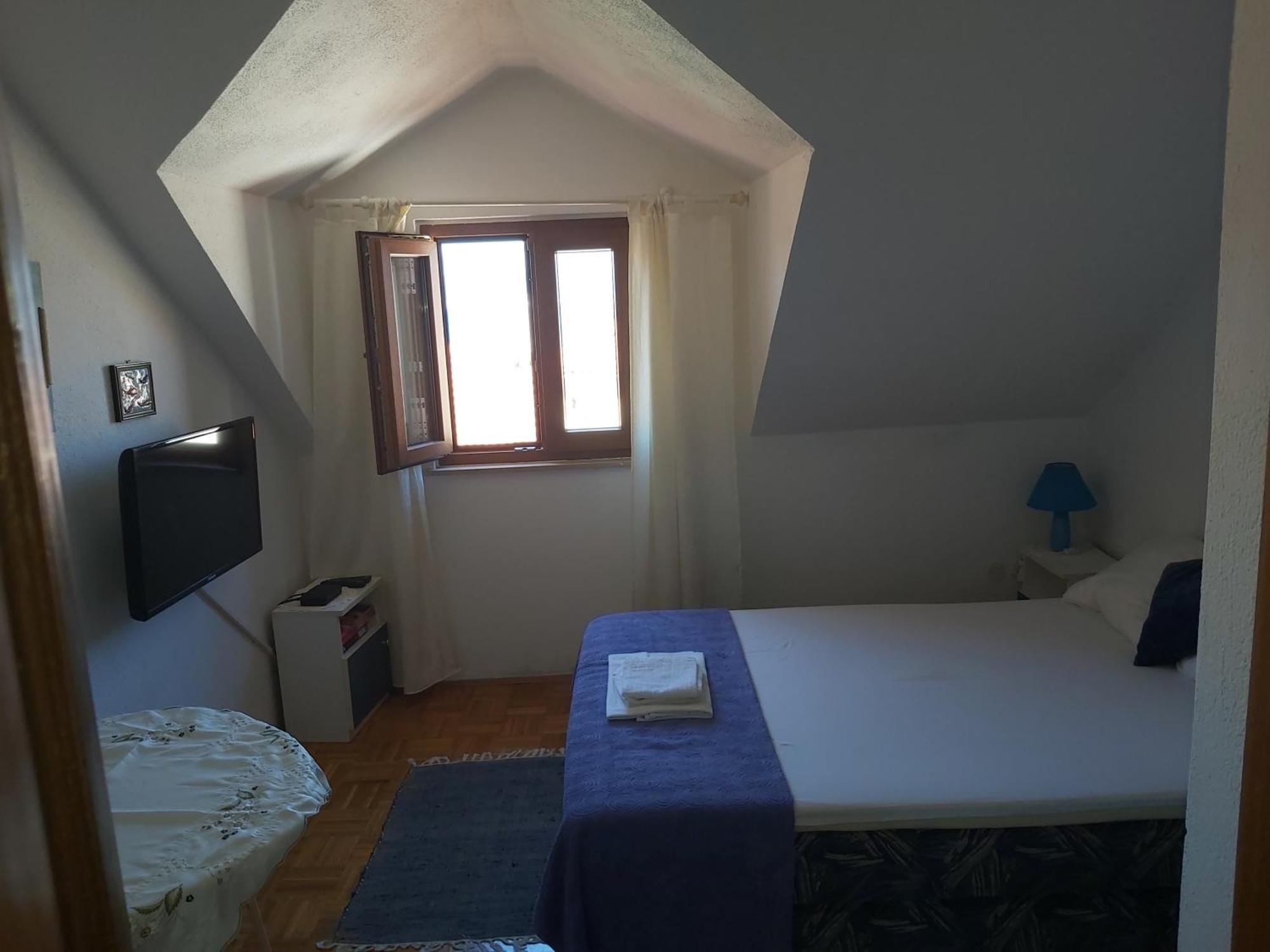 Vila Dora Supetar Apartment Стая снимка